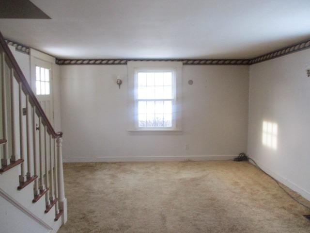 9 Willey Street Rochester, NH 03867 - Photo 9 of 26