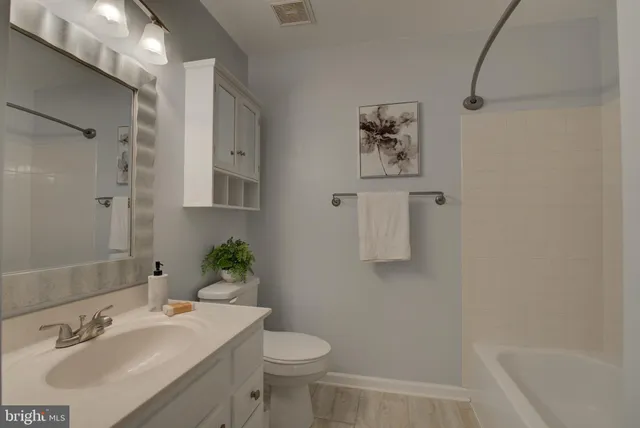 $442,500 | 7508 Ashby Lane, Unit K, Alexandria, VA 22315