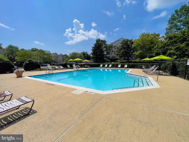 $442,500 | 7508 Ashby Lane, Unit K, Alexandria, VA 22315