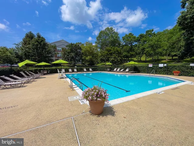 $442,500 | 7508 Ashby Lane, Unit K, Alexandria, VA 22315