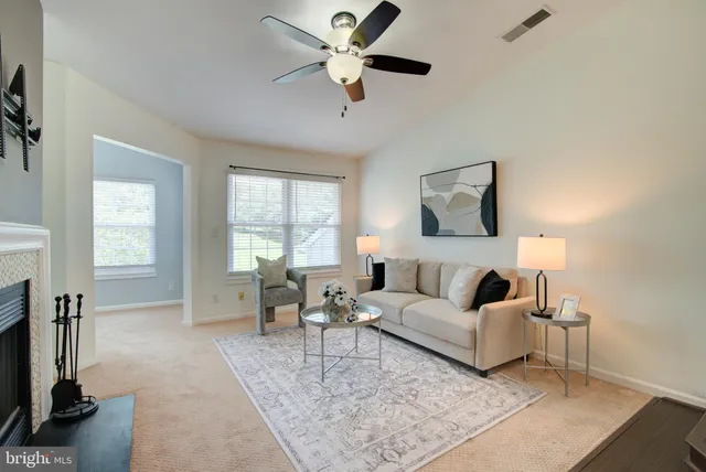 $442,500 | 7508 Ashby Lane, Unit K, Alexandria, VA 22315