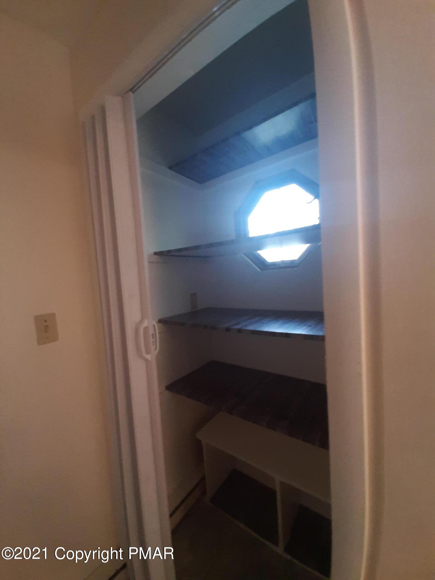 235 Dyson Road Swiftwater, PA 18370 - Photo 14 of 36 a view of walk in closet