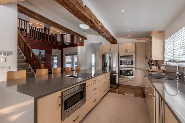 $5,600,000 | 1060 Upper Hollow Road, Dorset, VT 05251