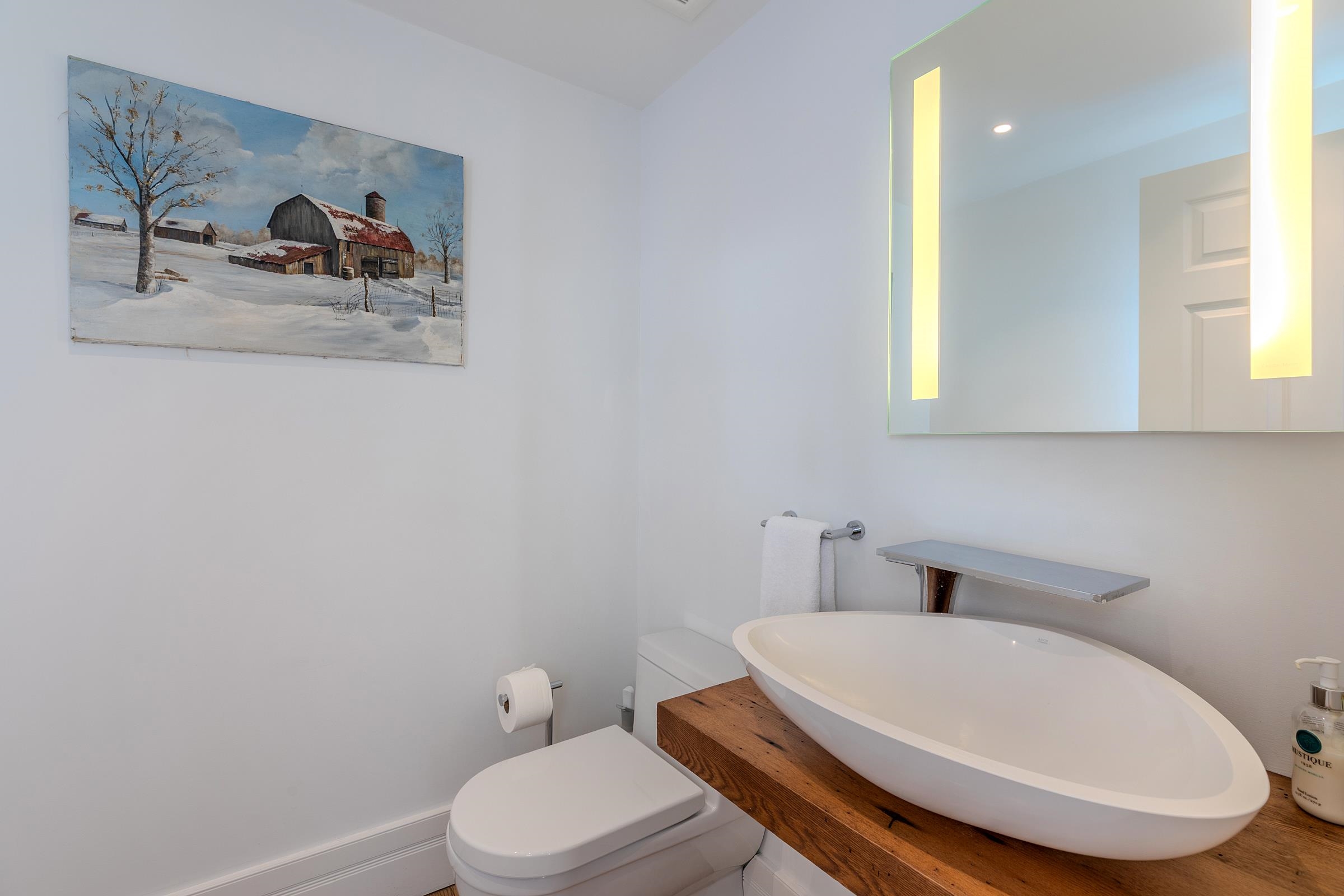 1060 Upper Hollow Road Dorset, VT 05251 - Photo 15 of 60