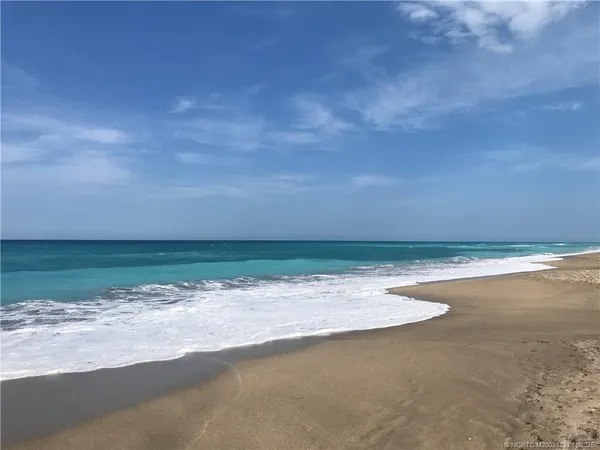 $6,000 | 484 Northeast Plantation Road, Unit 4103, Jensen Beach, FL 34957