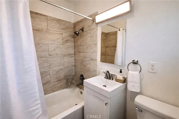 $1,995 | 1820 West Sallie Lane, Unit B, Anaheim, CA 92804