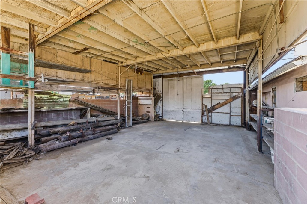 44509 Date Lancaster, CA 93534 - Photo 16 of 20 a view of empty room with wooden ceiling