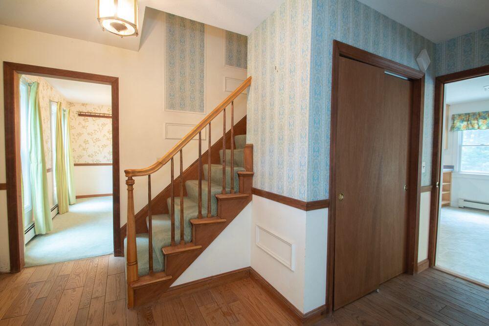 13 Juniper Road Brunswick, ME 04011 - Photo 11 of 33 Hallway