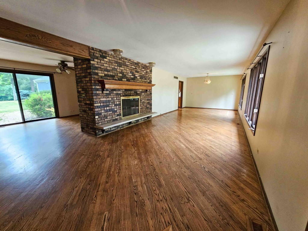 26241 West Bonner Road Wauconda, IL 60084 - Photo 3 of 31