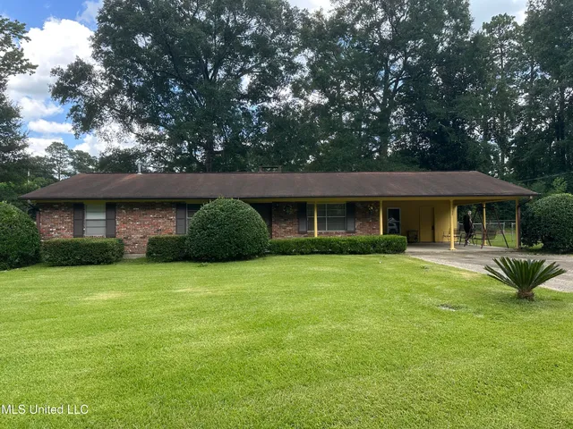 $174,900 | 32 Cherokee Road, Hattiesburg, MS 39402