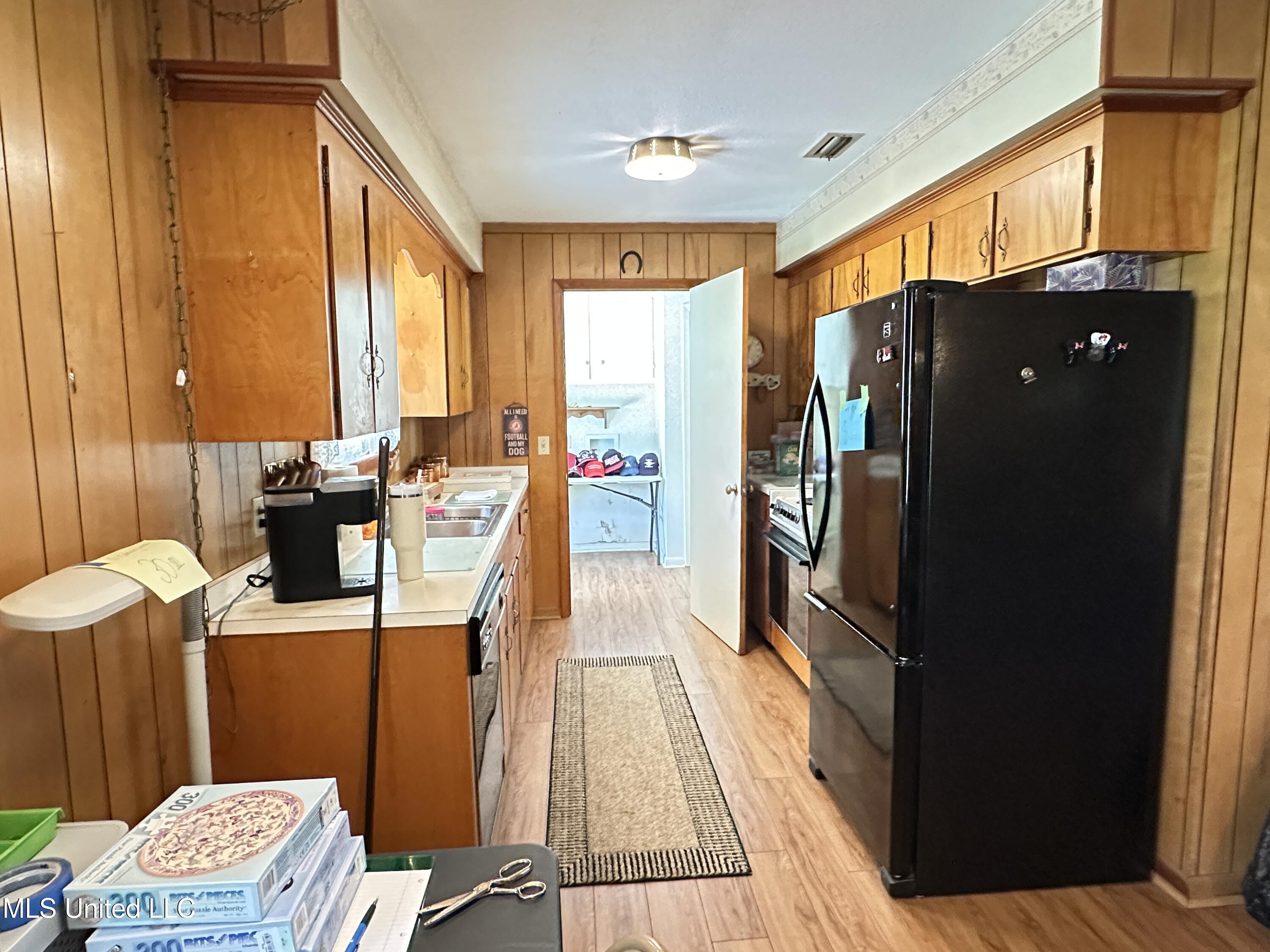 32 Cherokee Road Hattiesburg, MS 39402 - Photo 5 of 14 IMG_1788