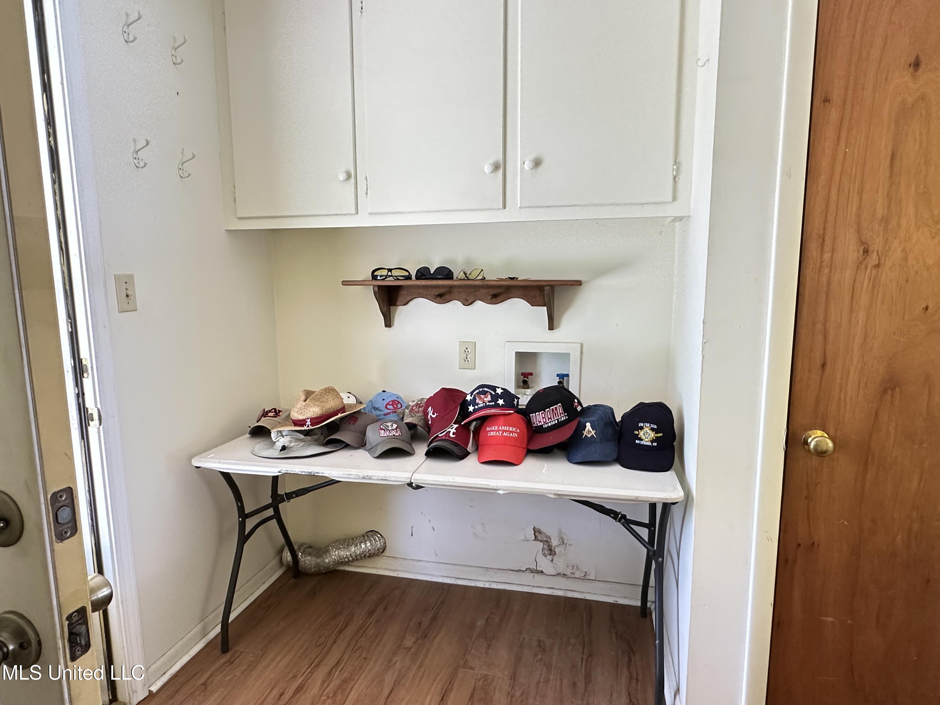 32 Cherokee Road Hattiesburg, MS 39402 - Photo 6 of 14 IMG_1789