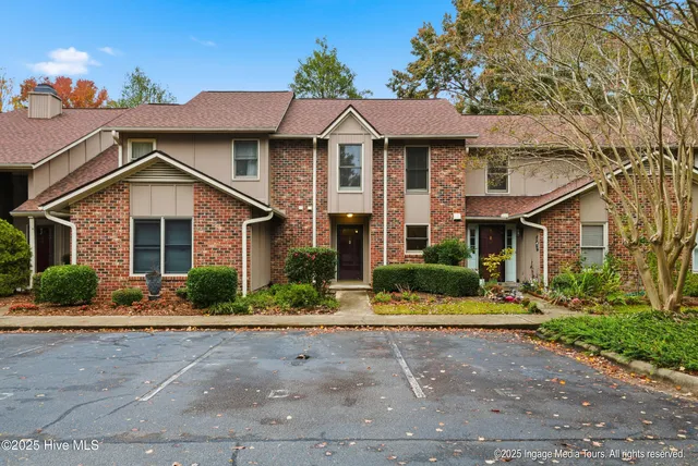 $200,000 | 1983 Quail Ridge Road, Unit D, Greenville, NC 27858