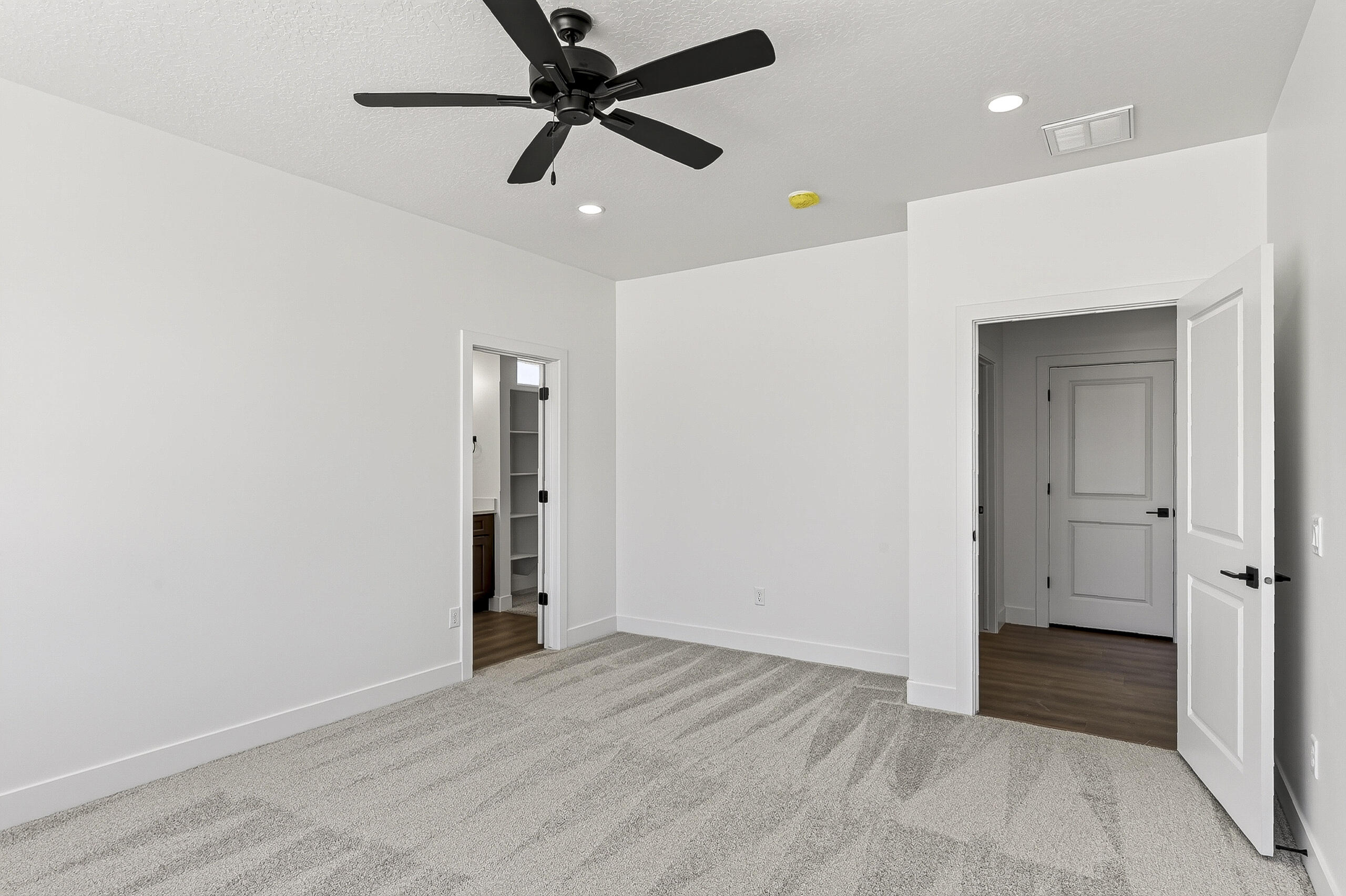 4945 North 970th Street East, Unit 89 Cedar City, UT 84721 - Photo 18 of 40 4945 N 970 E-27