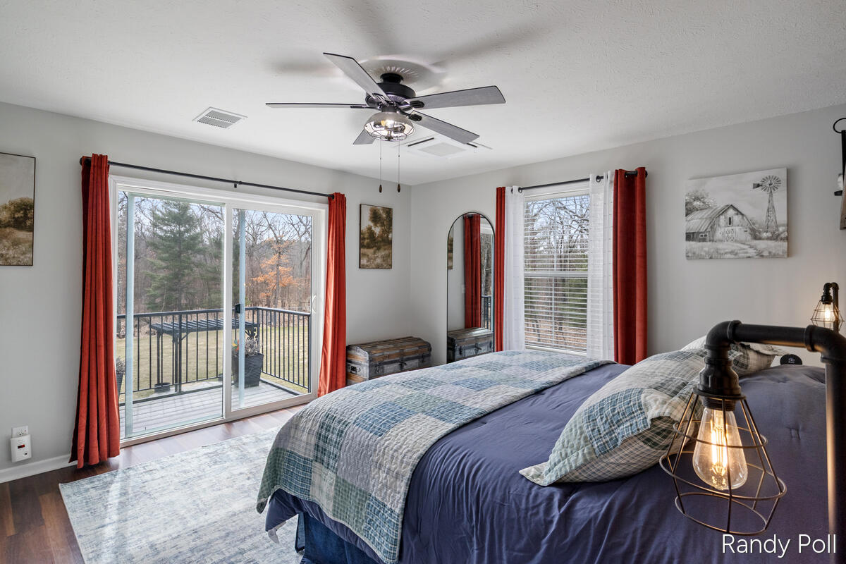 5904 Division Street Newaygo, MI 49337 - Photo 22 of 50 5904-Division_028