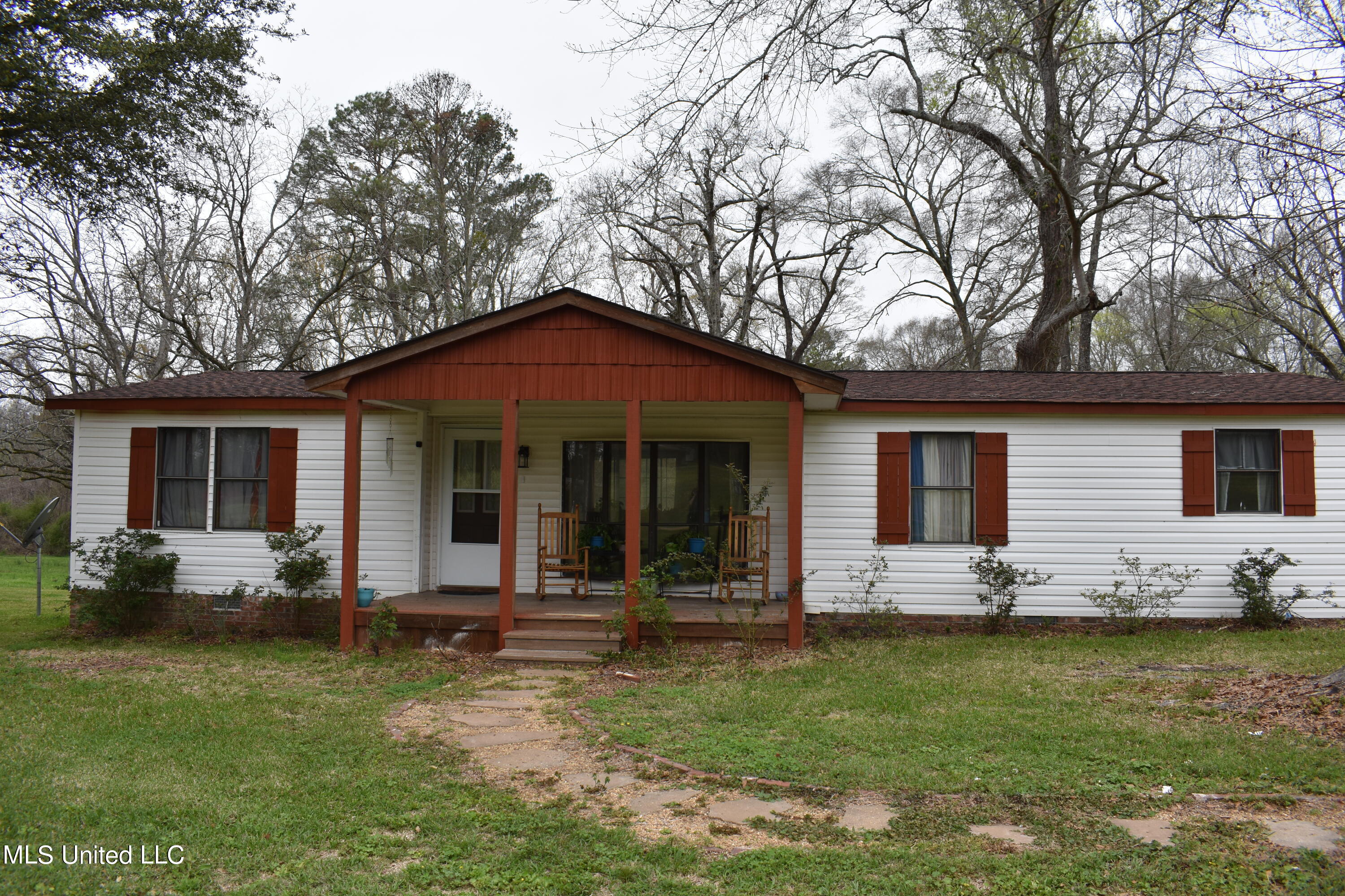 6245 Terry Road Byram, MS 39272 - Photo 1 of 23 front facing photo