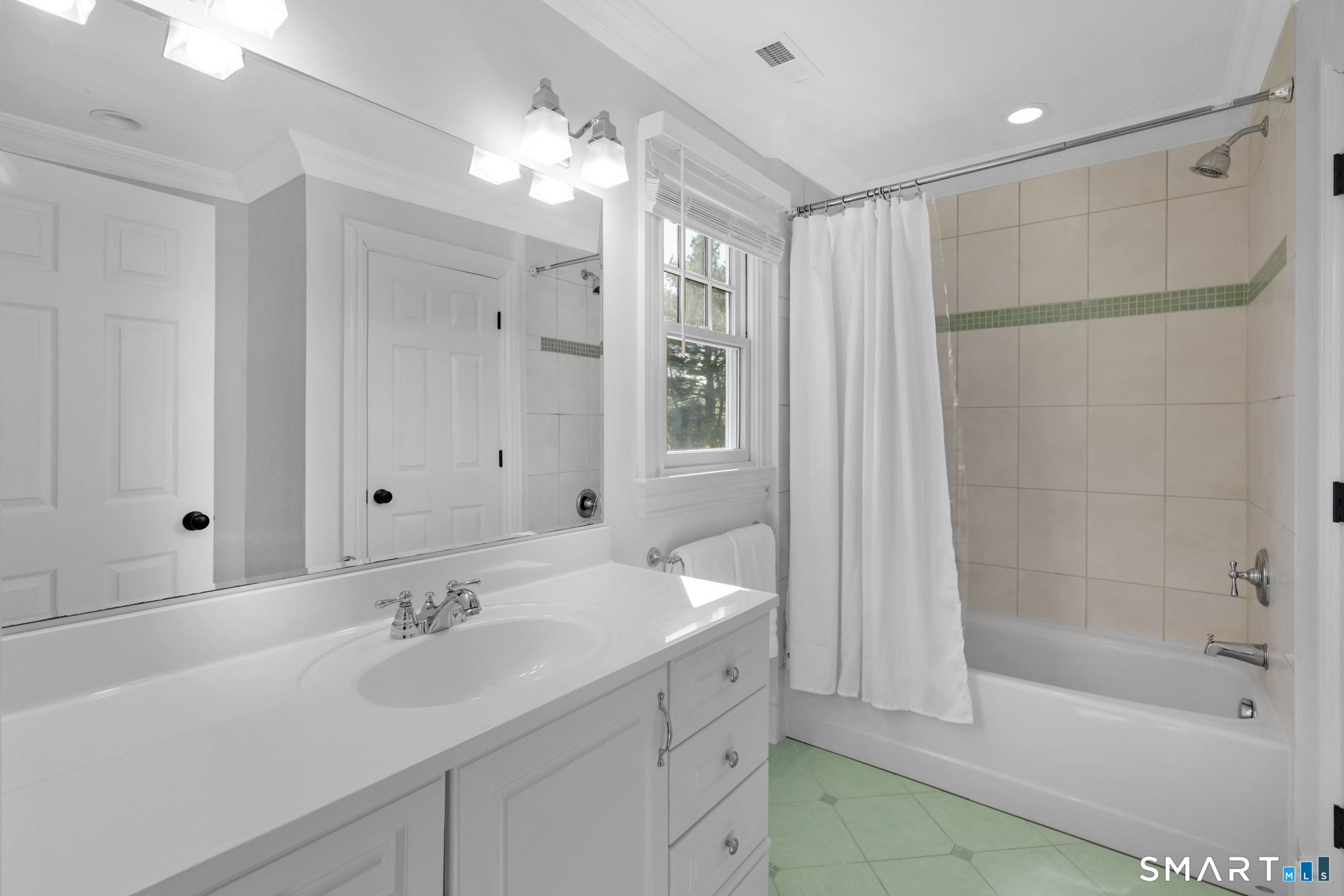 140 Lazy Brook Road Monroe, CT 06468 - Photo 28 of 40