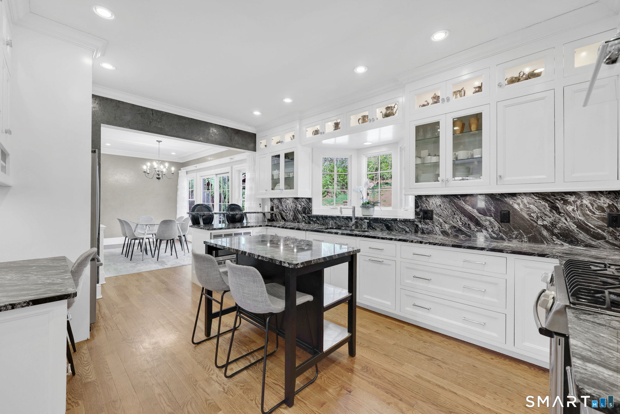 140 Lazy Brook Road Monroe, CT 06468 - Photo 5 of 40
