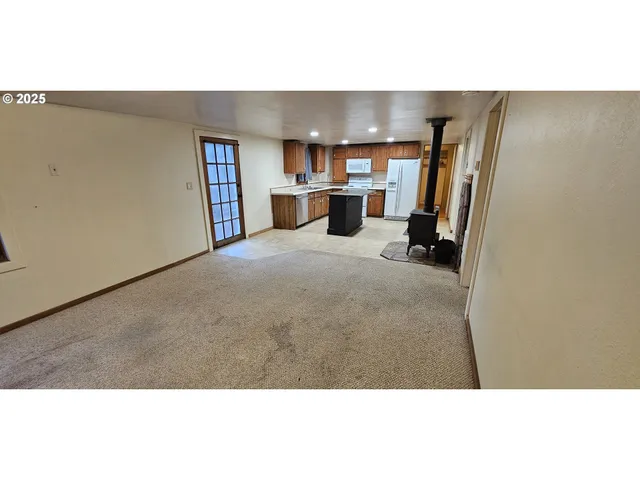 $269,000 | 420 West D Avenue, Drain, OR 97435