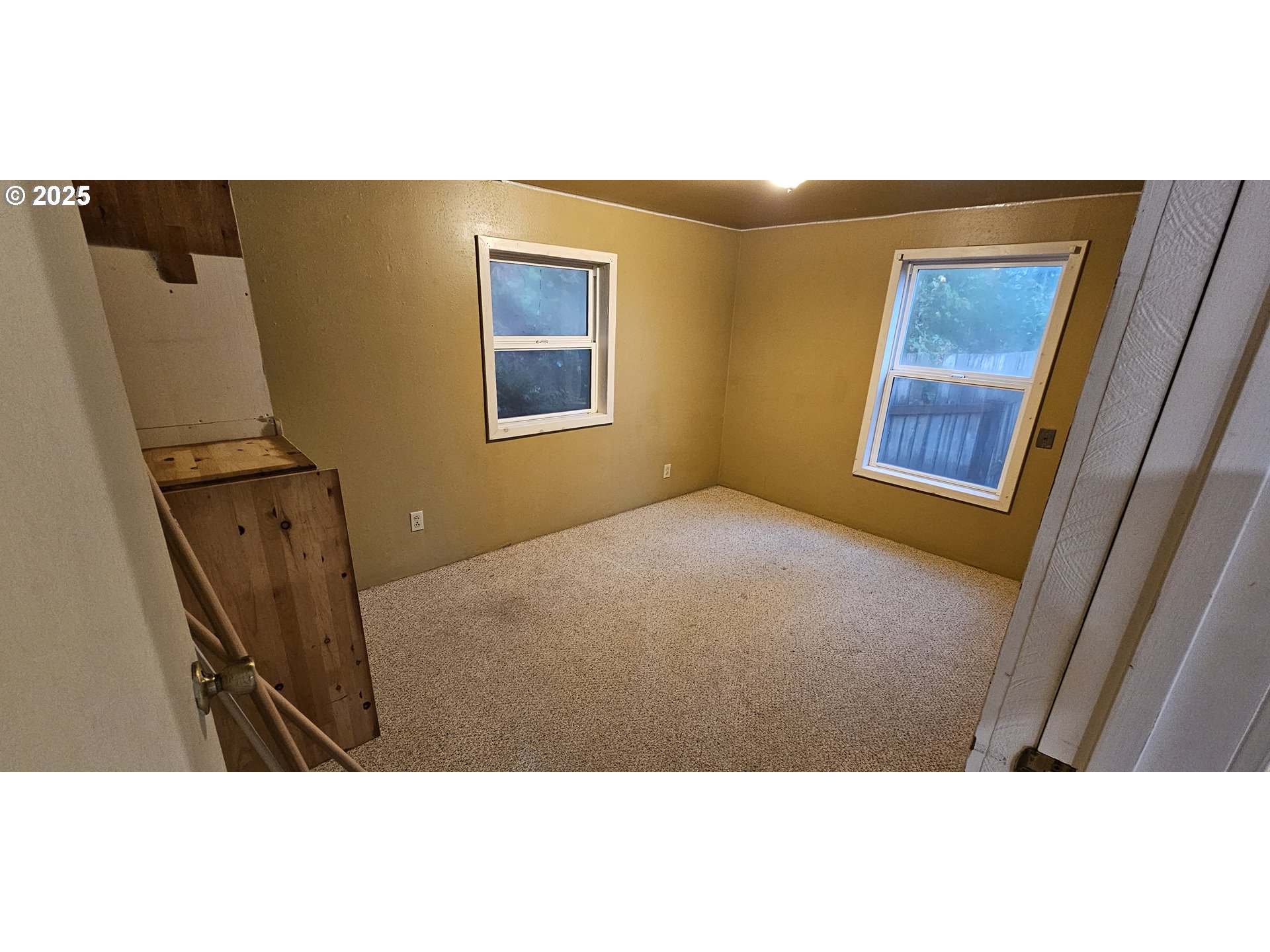 420 West D Avenue Drain, OR 97435 - Photo 15 of 20