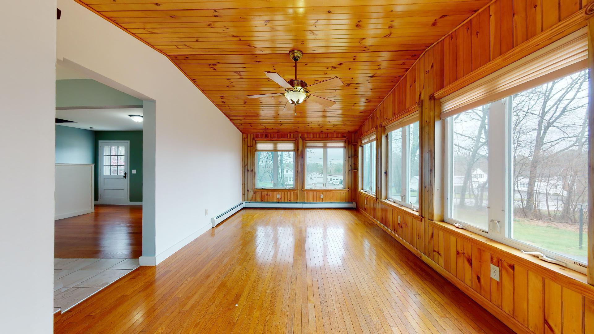 28 Ridge Road Lisbon, ME 04252 - Photo 9 of 32 10-web-or-mls-19-Ridge-Road-Lisbon-Falls