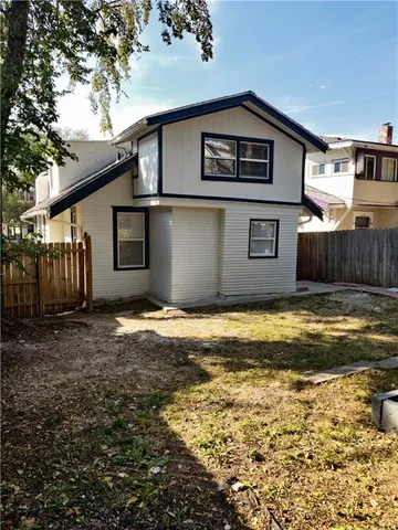 $1,700 | 4241 Prospect Avenue, Kansas City, MO 64130