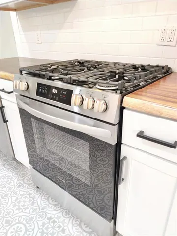 $1,700 | 4241 Prospect Avenue, Kansas City, MO 64130