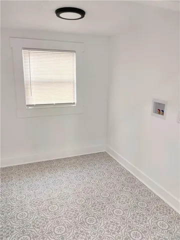 $1,700 | 4241 Prospect Avenue, Kansas City, MO 64130