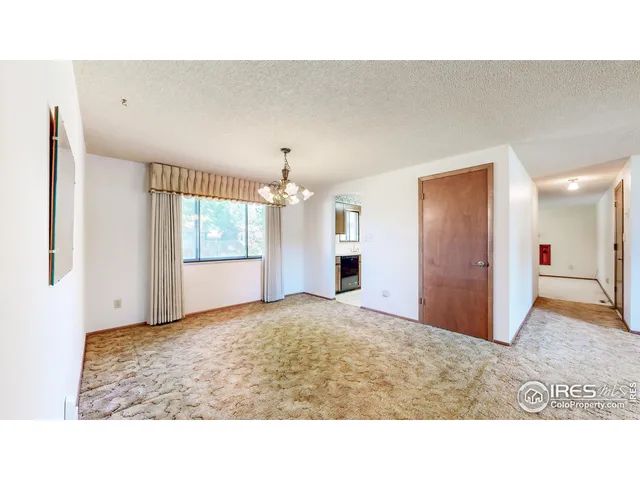 $460,000 | 4869 North Roosevelt Avenue, Loveland, CO 80538