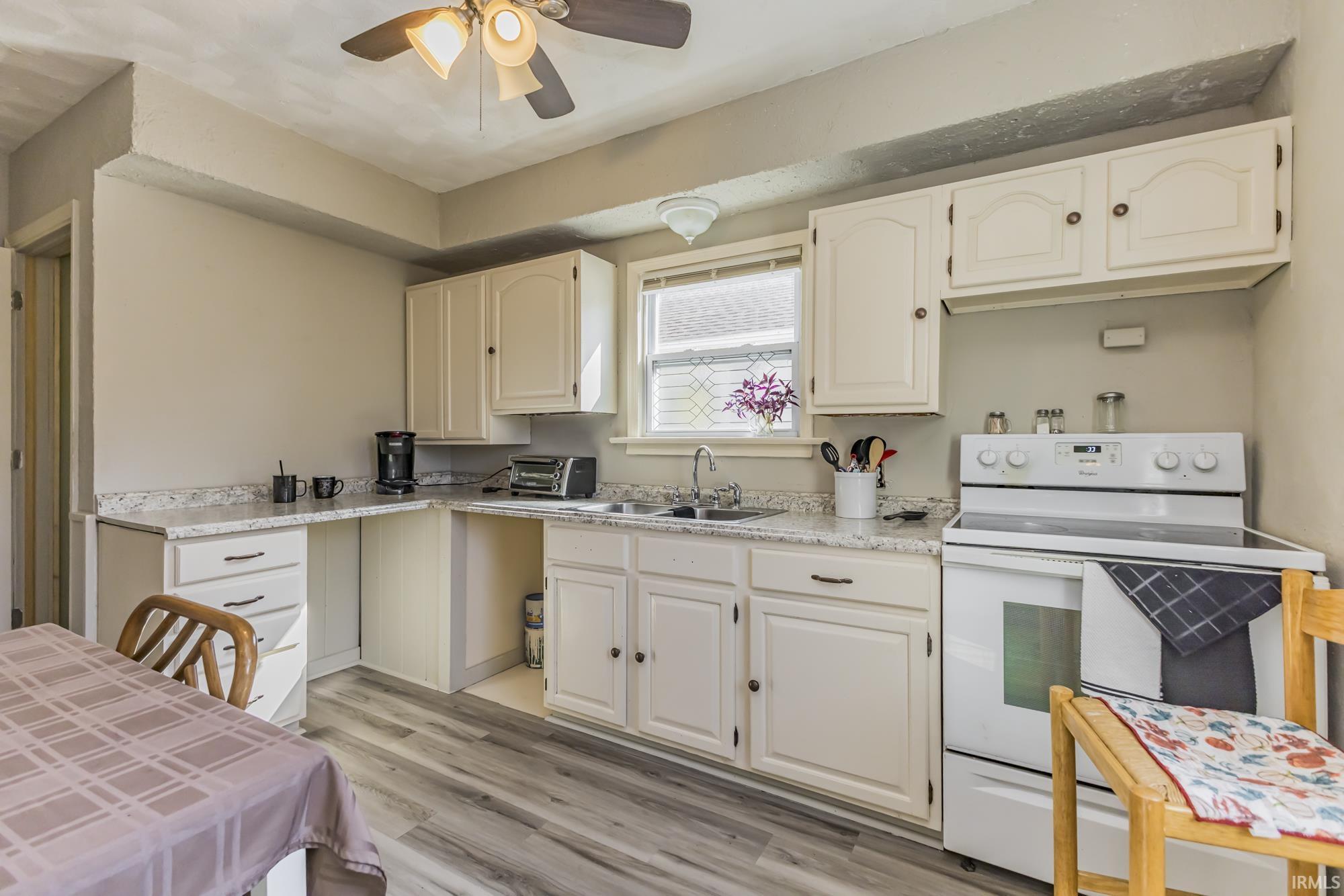 4522 South Calhoun Street Fort Wayne, IN 46807 - Photo 11 of 32