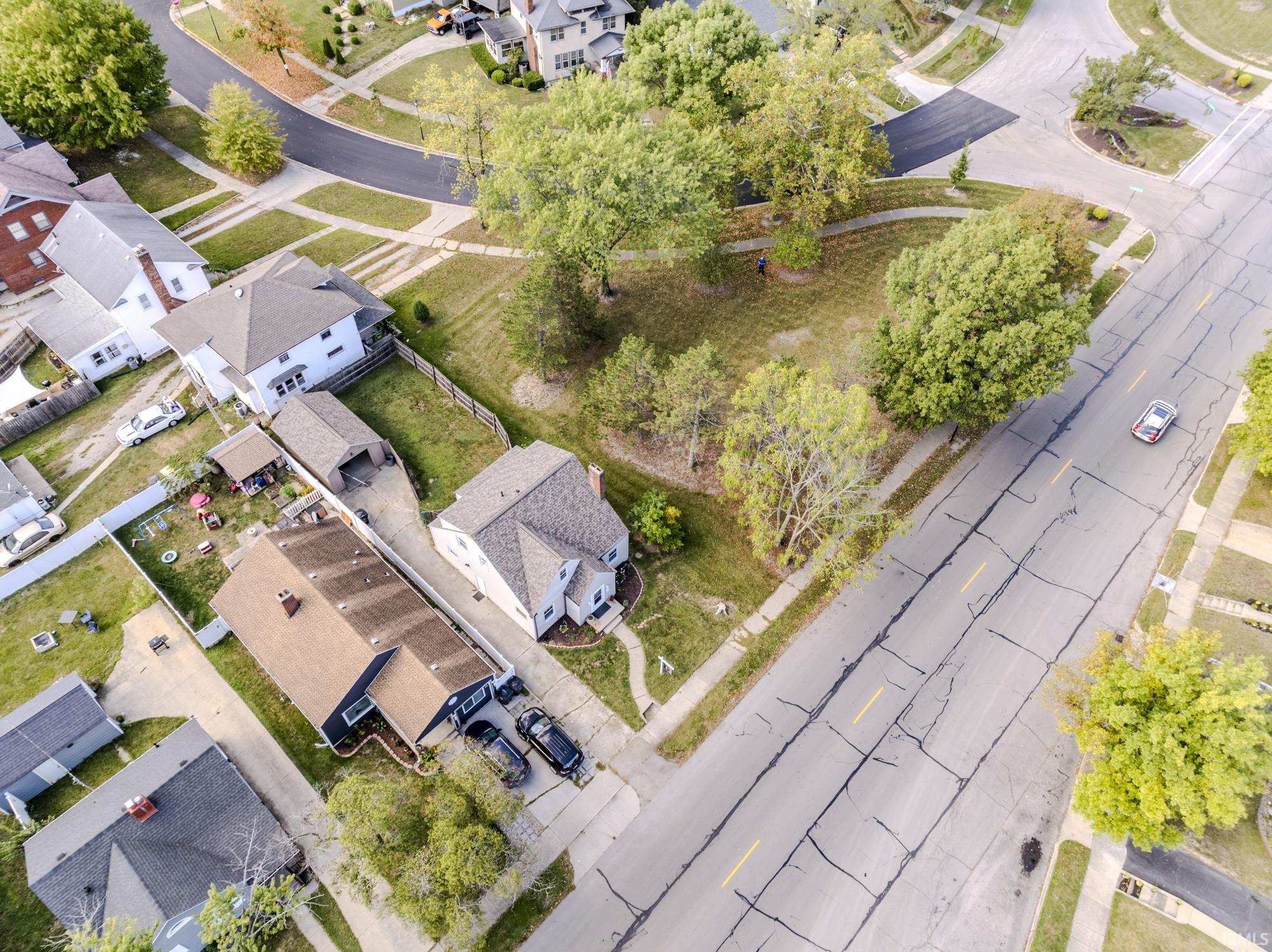 4522 South Calhoun Street Fort Wayne, IN 46807 - Photo 8 of 32