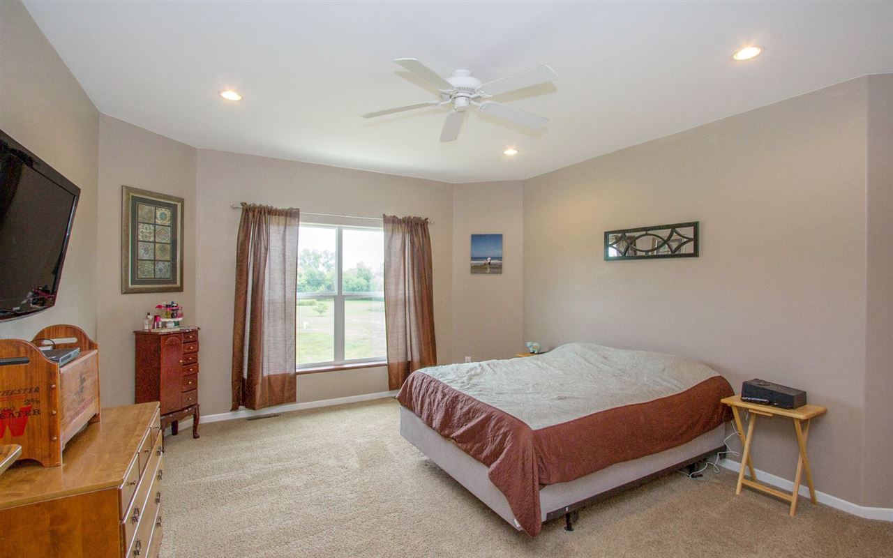 3036 Hidden Meadow Lane Riverside, IA 52327 - Photo 8 of 28 Gallery Image 8
