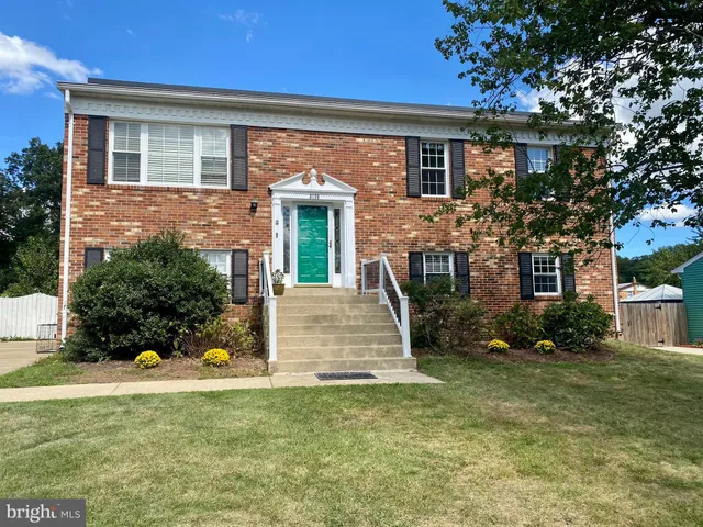 $499,999 | 8136 Comet Drive, Fort Washington, MD 20744