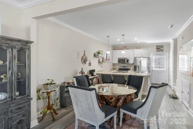 $229,000 | 1764 17th Avenue Northeast, Hickory, NC 28601