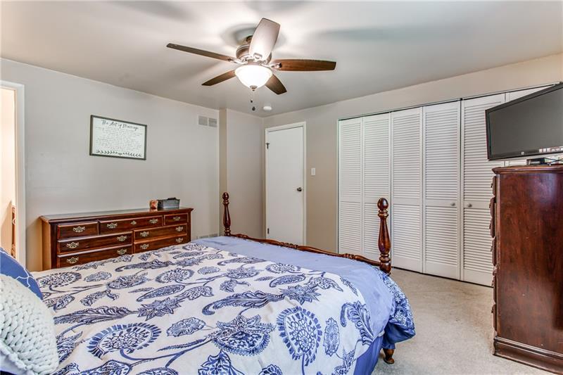 213 Baintree Road Coraopolis, PA 15108 - Photo 14 of 22 Master alternate view. Plenty of closet space
