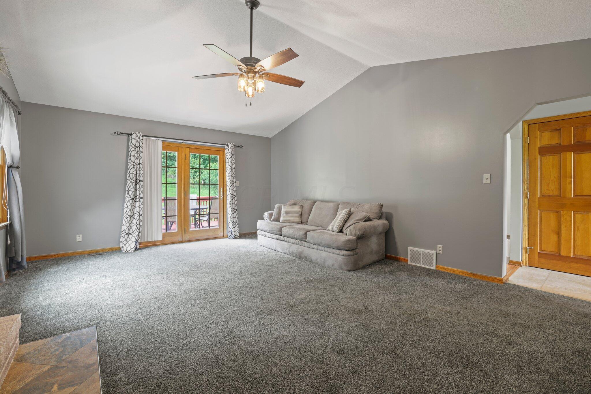 5839 Patton Road Northeast Newark, OH 43055 - Photo 46 of 89 70-web-or-mls-GR7A0336