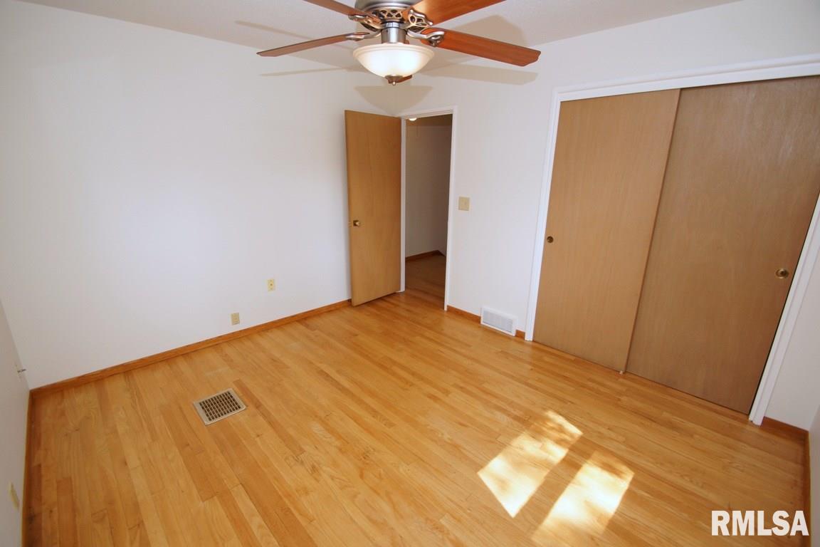 1611 Middle Road Bettendorf, IA 52722 - Photo 11 of 24 Gallery Image 11