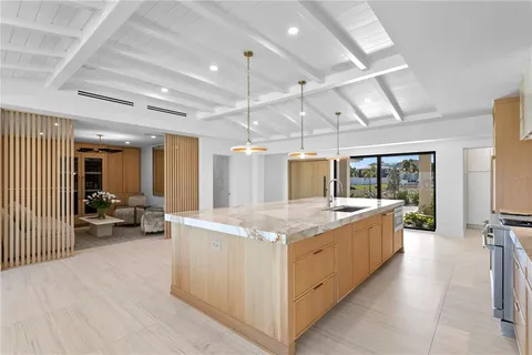 $3,000,000 | 2580 East Bay Isle Drive Southeast, St. Petersburg, FL 33705