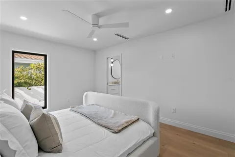 $3,000,000 | 2580 East Bay Isle Drive Southeast, St. Petersburg, FL 33705