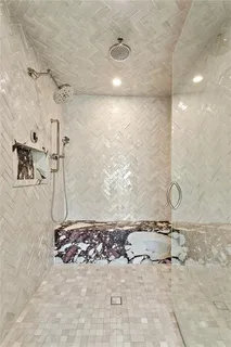 $3,000,000 | 2580 East Bay Isle Drive Southeast, St. Petersburg, FL 33705