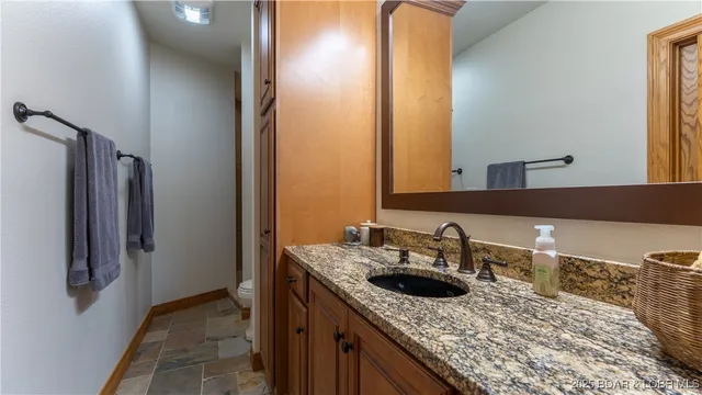 $2,299,900 | 377 Lake Drive, Sunrise Beach, MO 65079