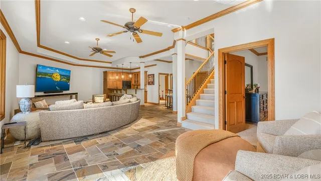 $2,299,900 | 377 Lake Drive, Sunrise Beach, MO 65079