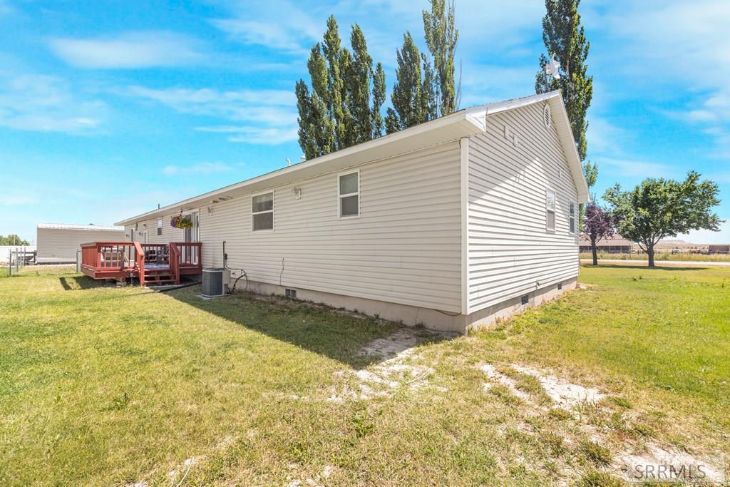 3443 East County Line Road Idaho Falls, ID 83401 - Photo 33 of 43 Back Exterior