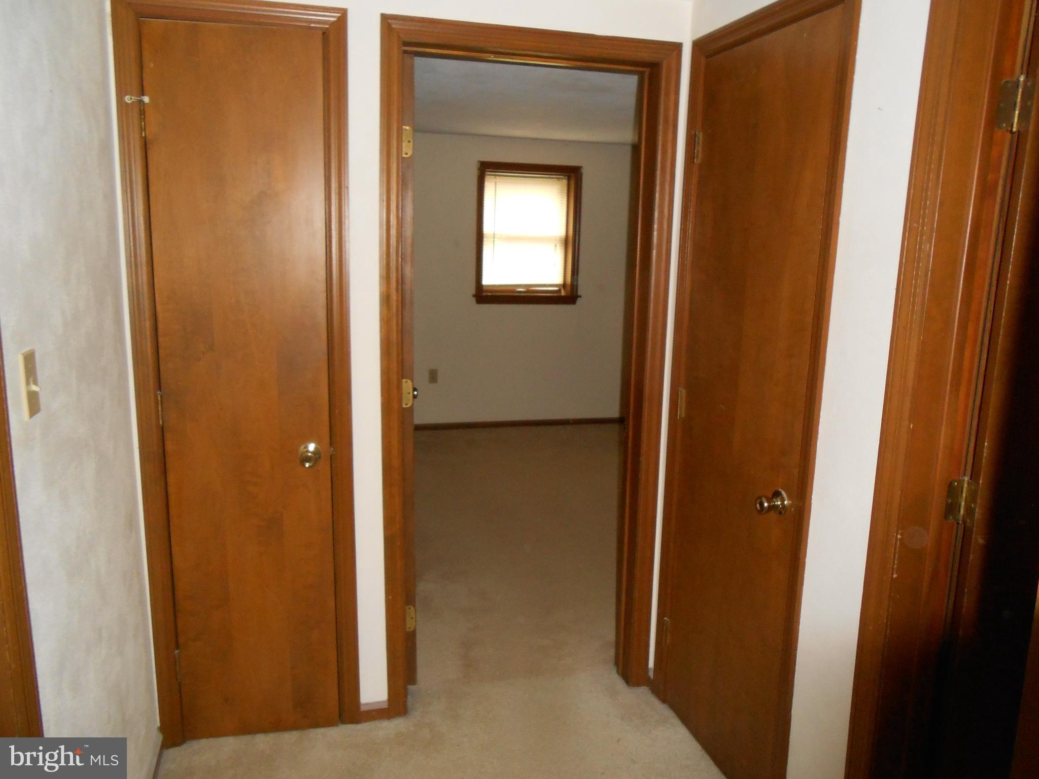 36 Troy Drive Lititz, PA 17543 - Photo 41 of 44 Apartment hallway closets
