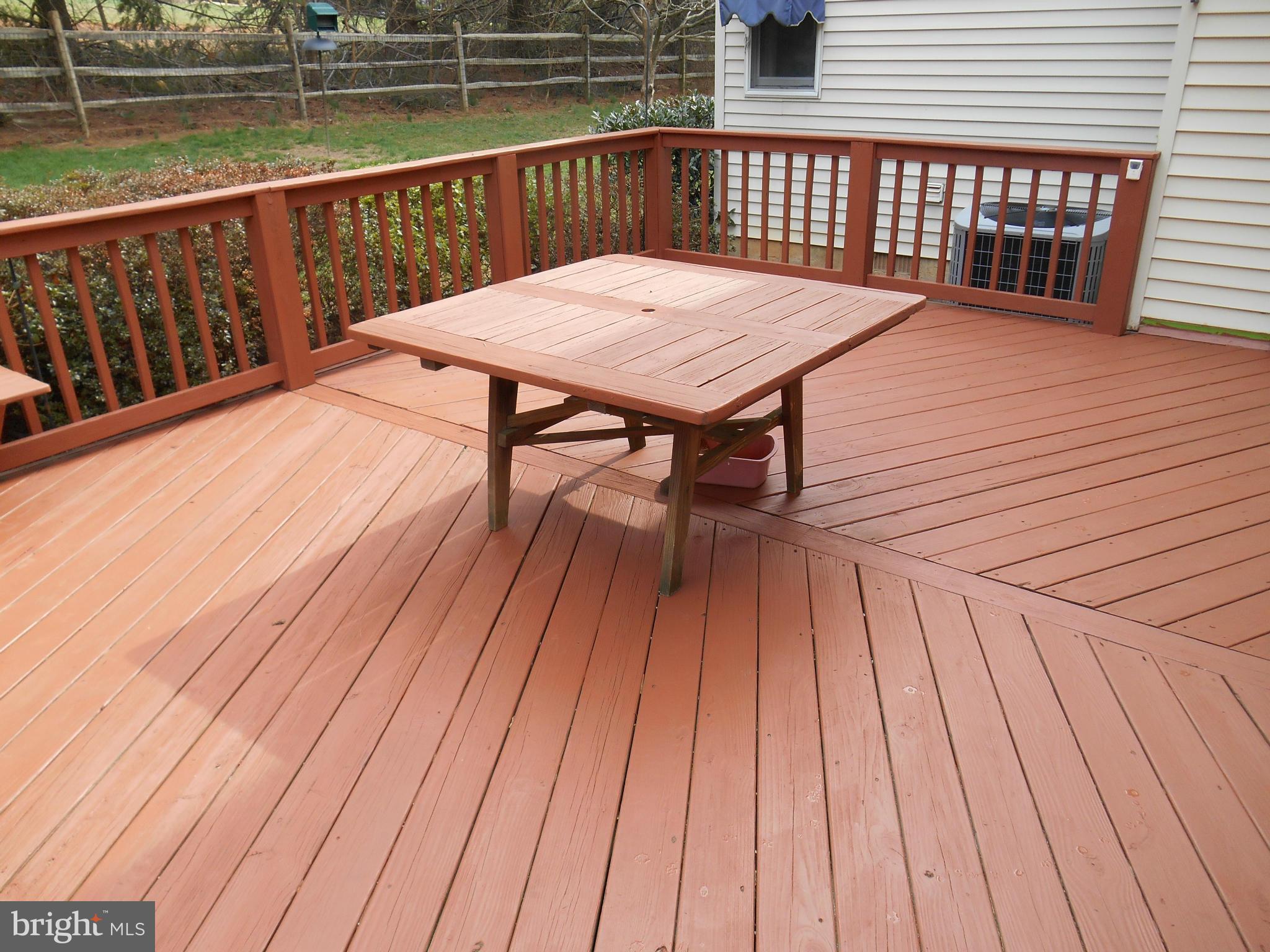 4304 Round Knoll Road Baldwin, MD 21013 - Photo 4 of 17 Rear deck