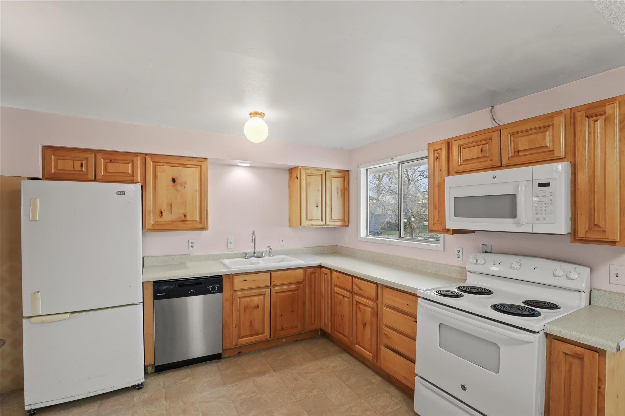 6801 North Addison Street Spokane, WA 99208 - Photo 14 of 44 Gallery Image 14