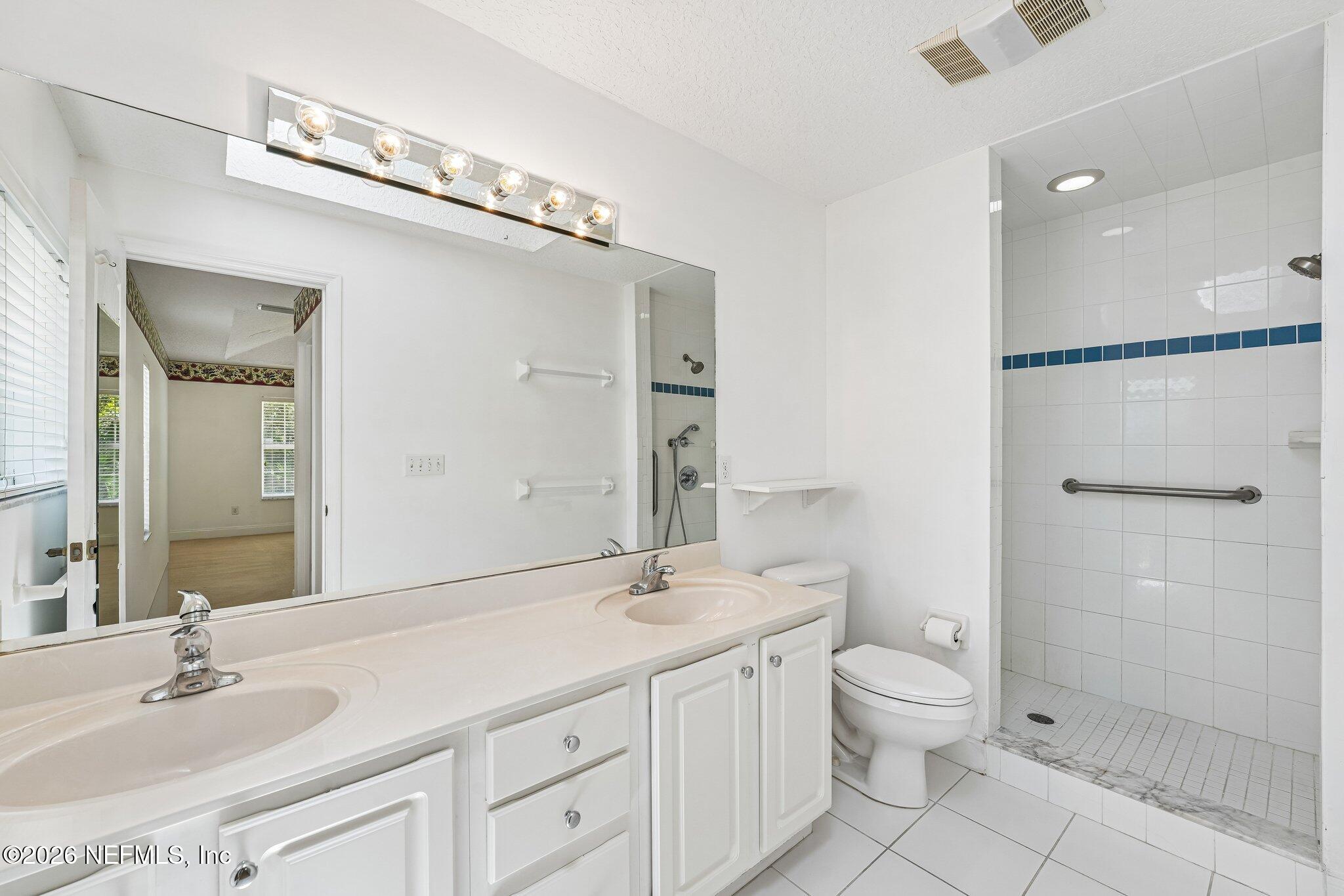 5367 5th Street St. Augustine, FL 32080 - Photo 19 of 56 Bathroom Suite