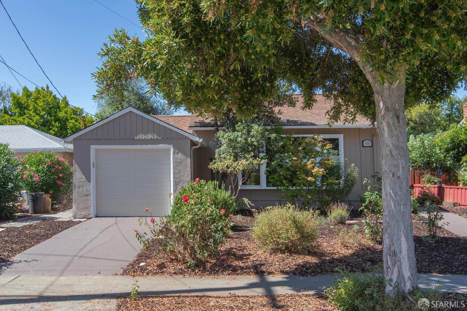 1939 San Rafael Street San Leandro, CA 94577 - Photo 2 of 36