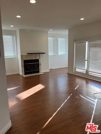 $6,300 | 120 South Crescent Drive, Unit 305, Beverly Hills, CA 90212