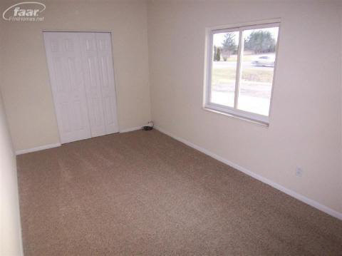 9078 North Bray Road Clio, MI 48420 - Photo 10 of 13 20166557-9.JPG